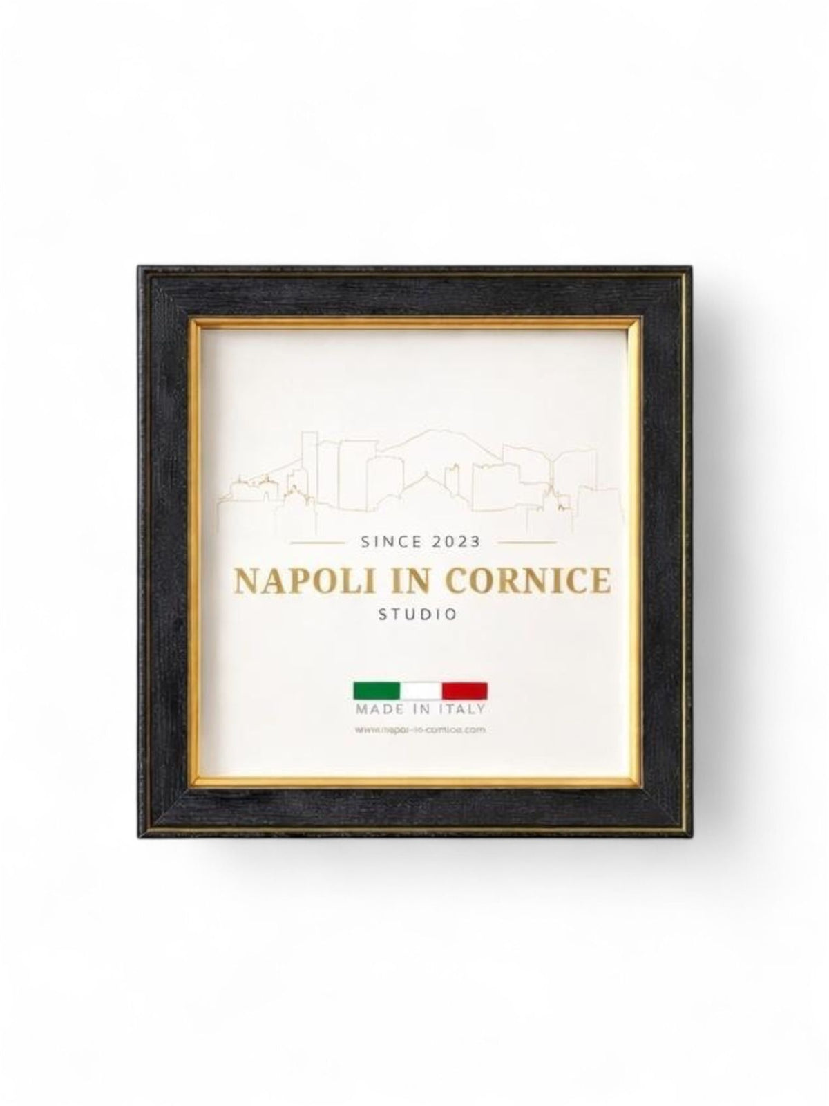 Art.62 Arte povera nera filo oro